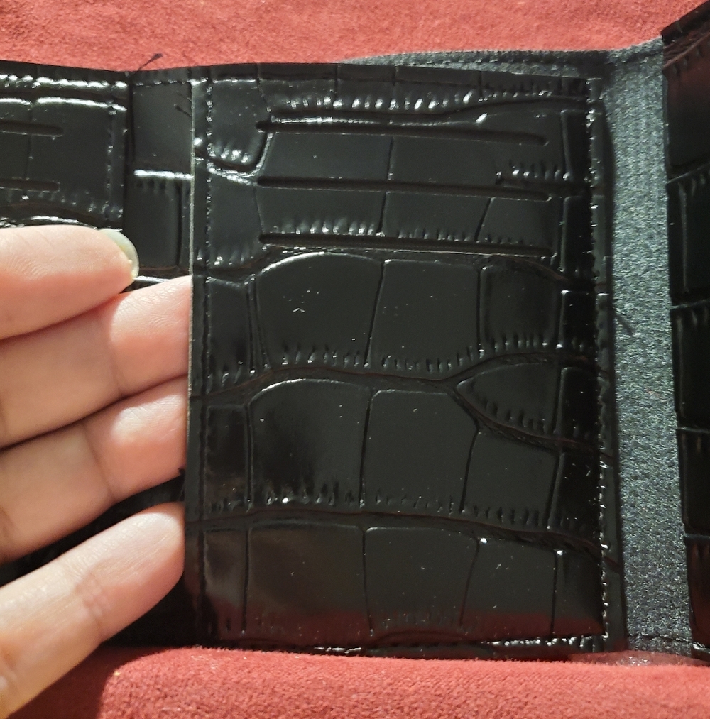 Crocodile Embossed Small Flap Wallet - Picture 7 of 10